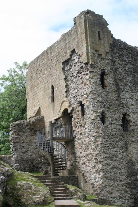Close up view of the keep at Peveril Castle